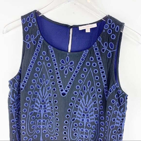 Skies Are Blue Navy Lace Tank Top Sz S - Picture 2 of 11